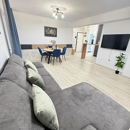 Coresi Area Luxury Gap