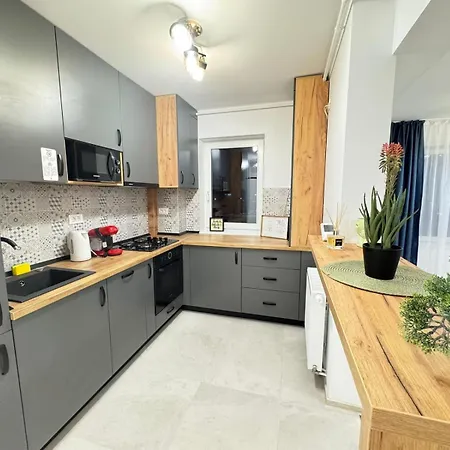 Coresi Area Luxury Gap 아파트 *