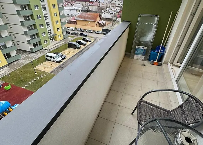 Appartement Coresi Mall Area Luxury Glam *