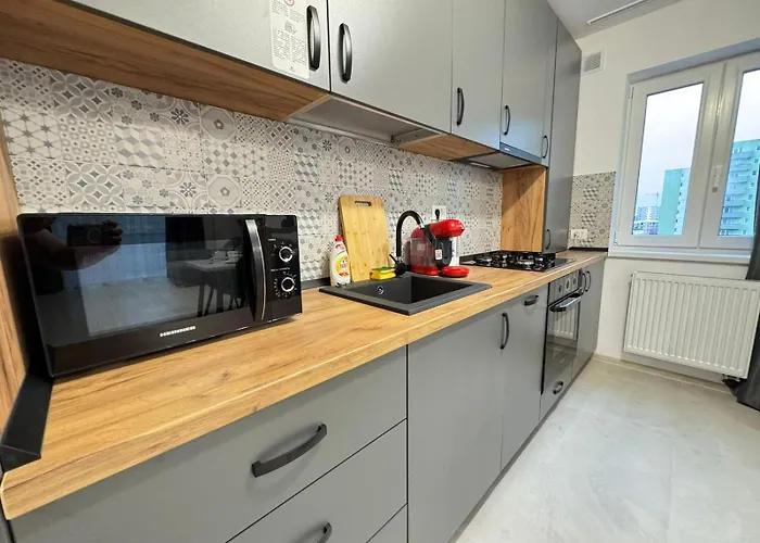 Coresi Area Luxury Gap *